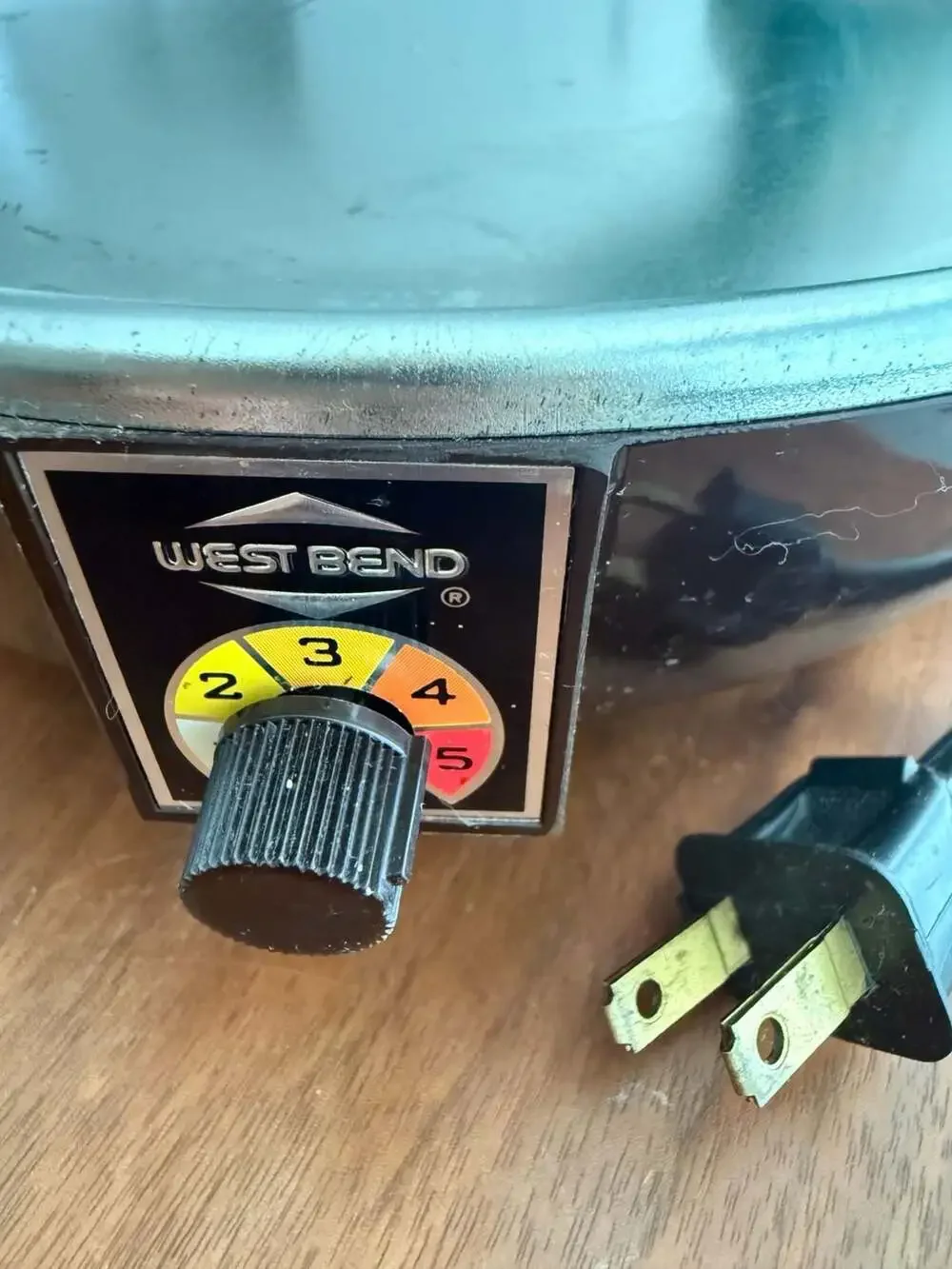 West Bend Lazy Day 6 Quart Slow Cooker Base tested work great !!